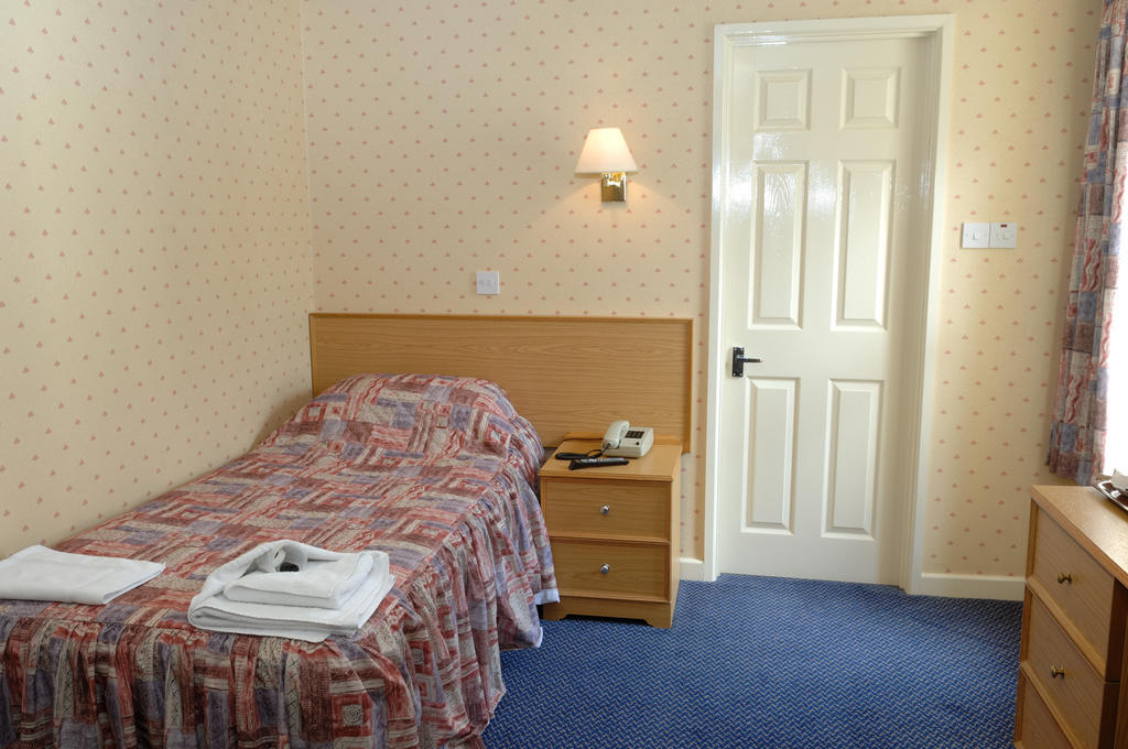 Madeira Hotel Falmouth Pokoj fotografie
